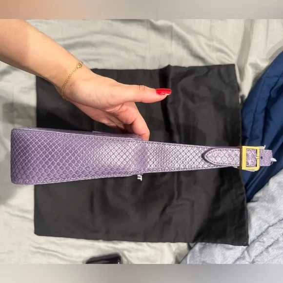 Saint Laurent Lavender Shoulder Bag - Picture 4 of 7